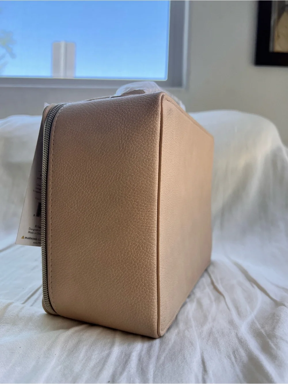 NWT BÉIS The Cosmetic Bag Beige Travel Makeup Organizer Toiletry Case